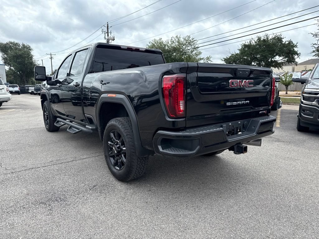 Used 2022 GMC Sierra 2500 AT4 w/ Gooseneck/5TH Wheel Package AWD/4WD image 4