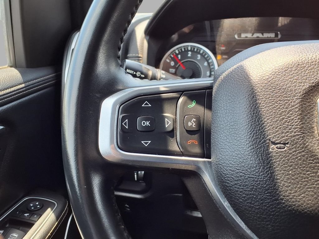 Used 2023 RAM 1500 Laramie w/ Off Road Group AWD/4WD image 13