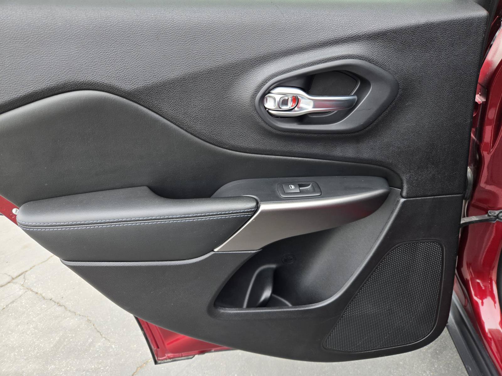 Certified 2021 Jeep Cherokee Latitude FWD image 22