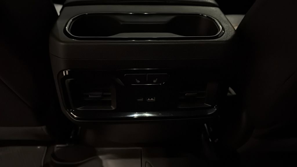 Used 2024 GMC Sierra 1500 AT4 w/ AT4 Premium Package image 20