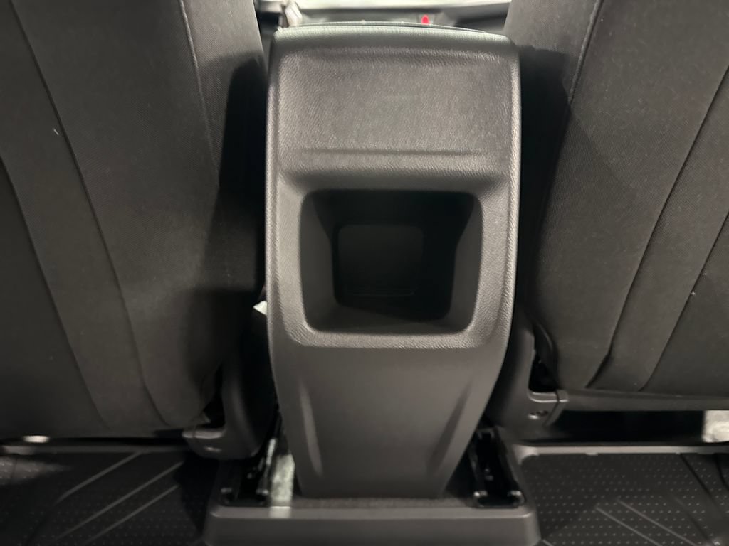 New 2026 Chevrolet Trax RS w/ Sunroof Package FWD image 40