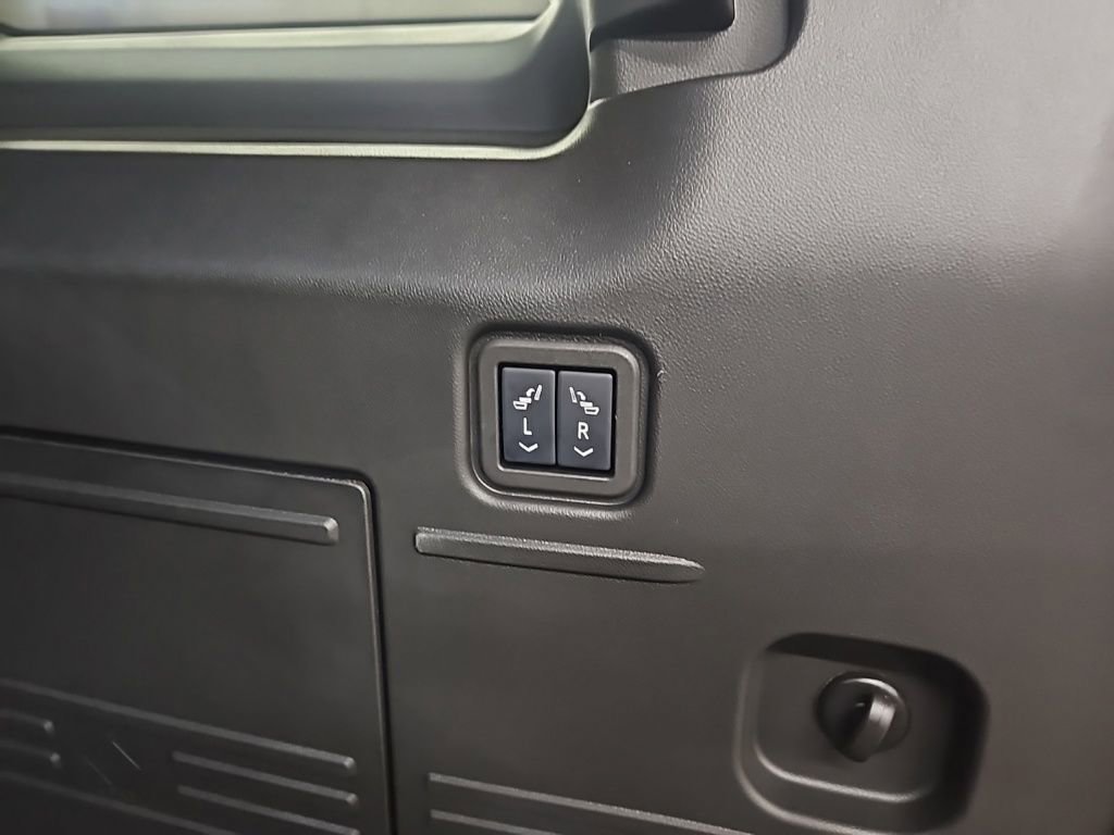 New 2025 GMC Hummer EV 3X image 36