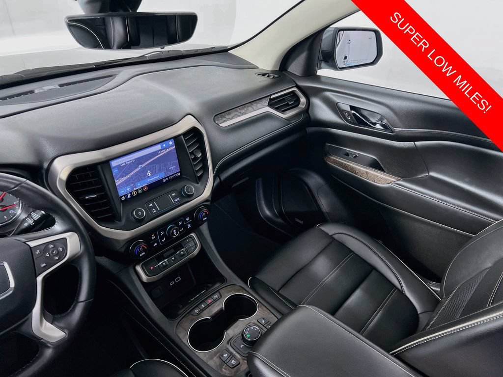 Used 2021 GMC Acadia Denali w/ Denali Ultimate Package AWD/4WD image 25