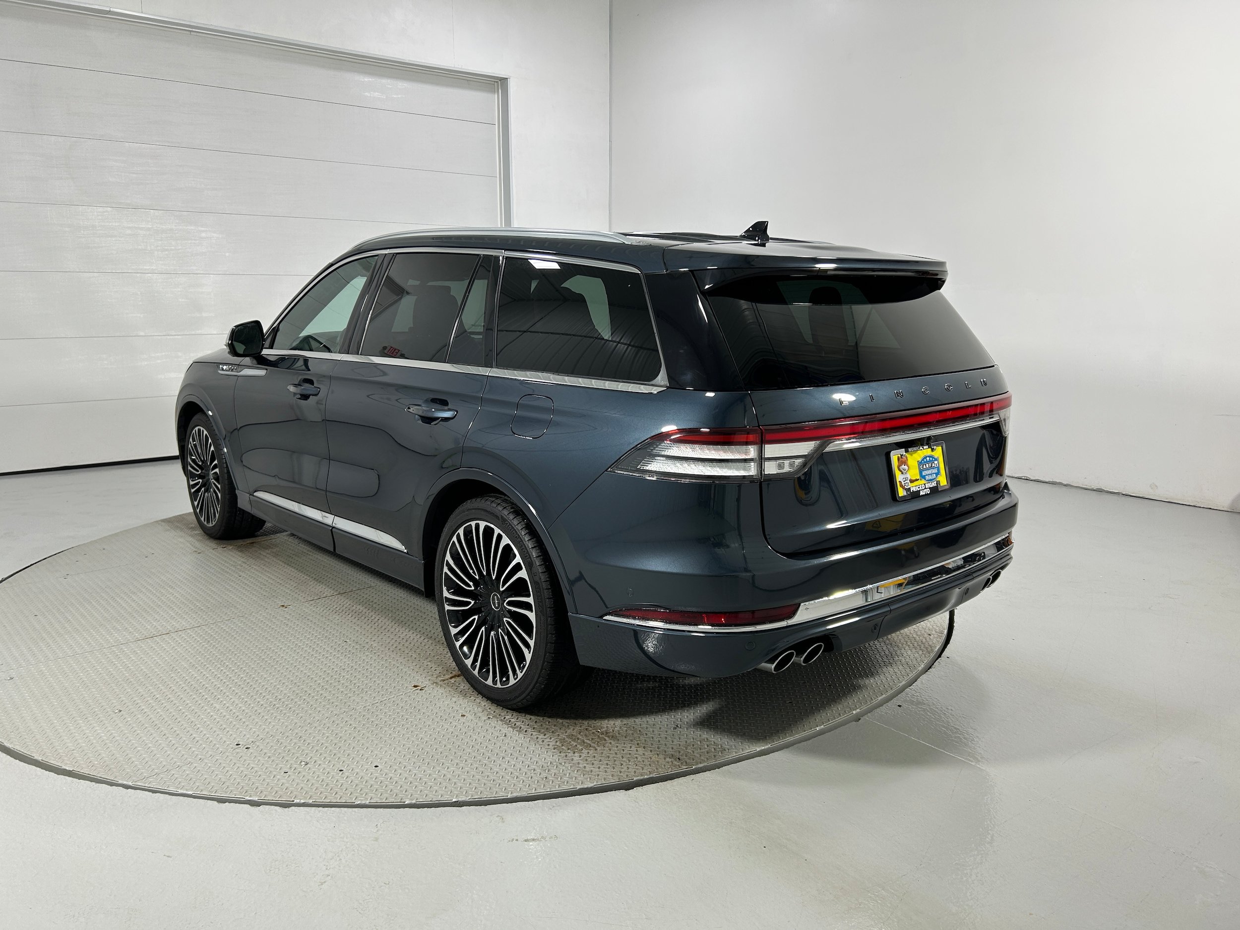Used 2021 Lincoln Aviator Black Label w/ Dynamic Handling Package AWD/4WD image 22