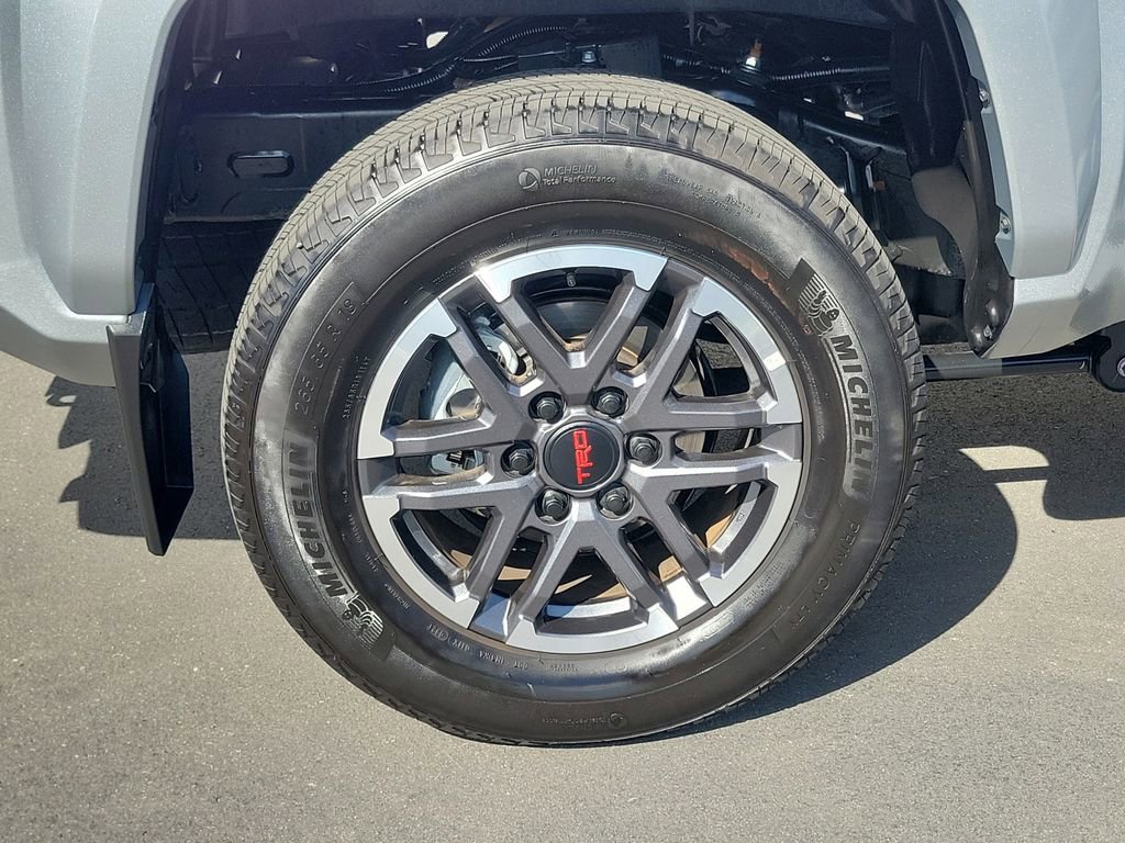 Used 2024 Toyota Tacoma TRD Sport image 6
