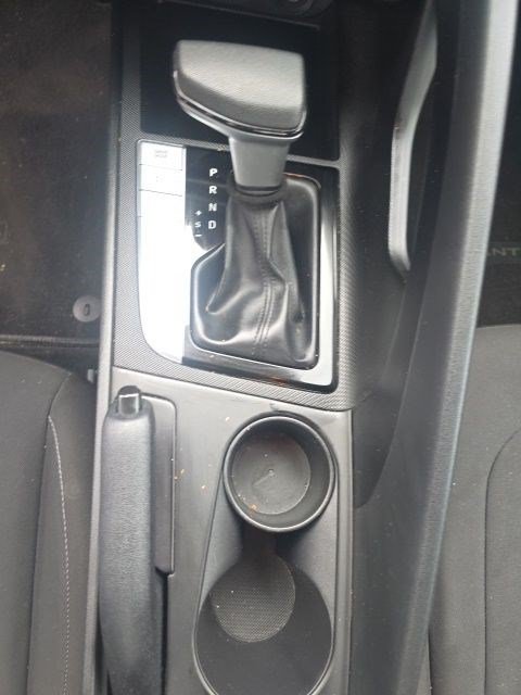 Used 2023 Hyundai Elantra SEL FWD image 13
