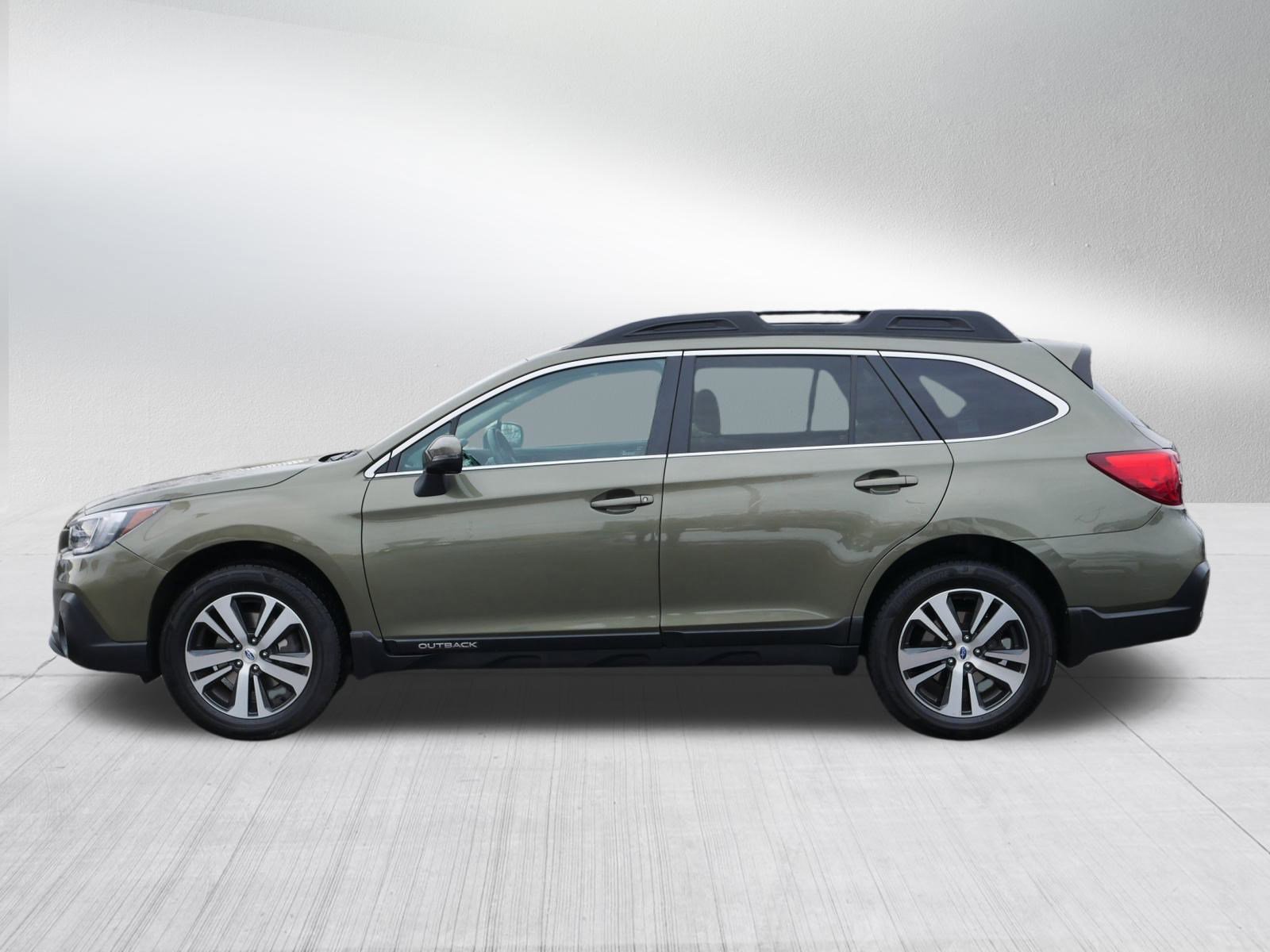 Used 2018 Subaru Outback 2.5i Limited image 4
