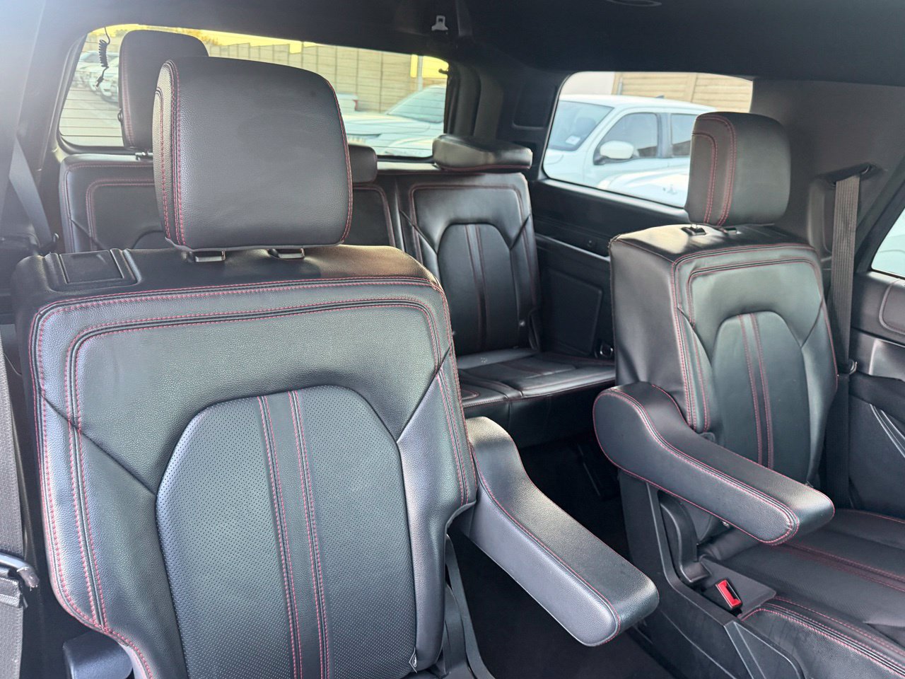 Used 2022 Ford Expedition Limited RWD image 43