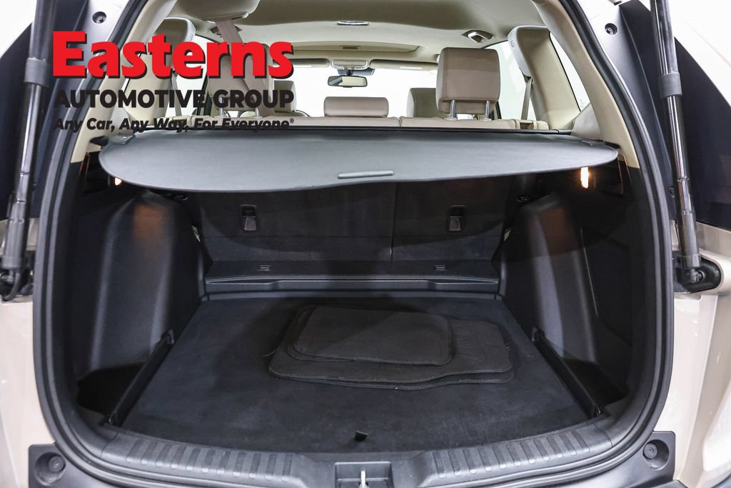 Used 2018 Honda CR-V Touring image 9