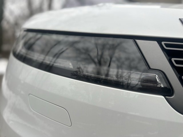 Used 2023 Land Rover Range Rover Sport SE image 9