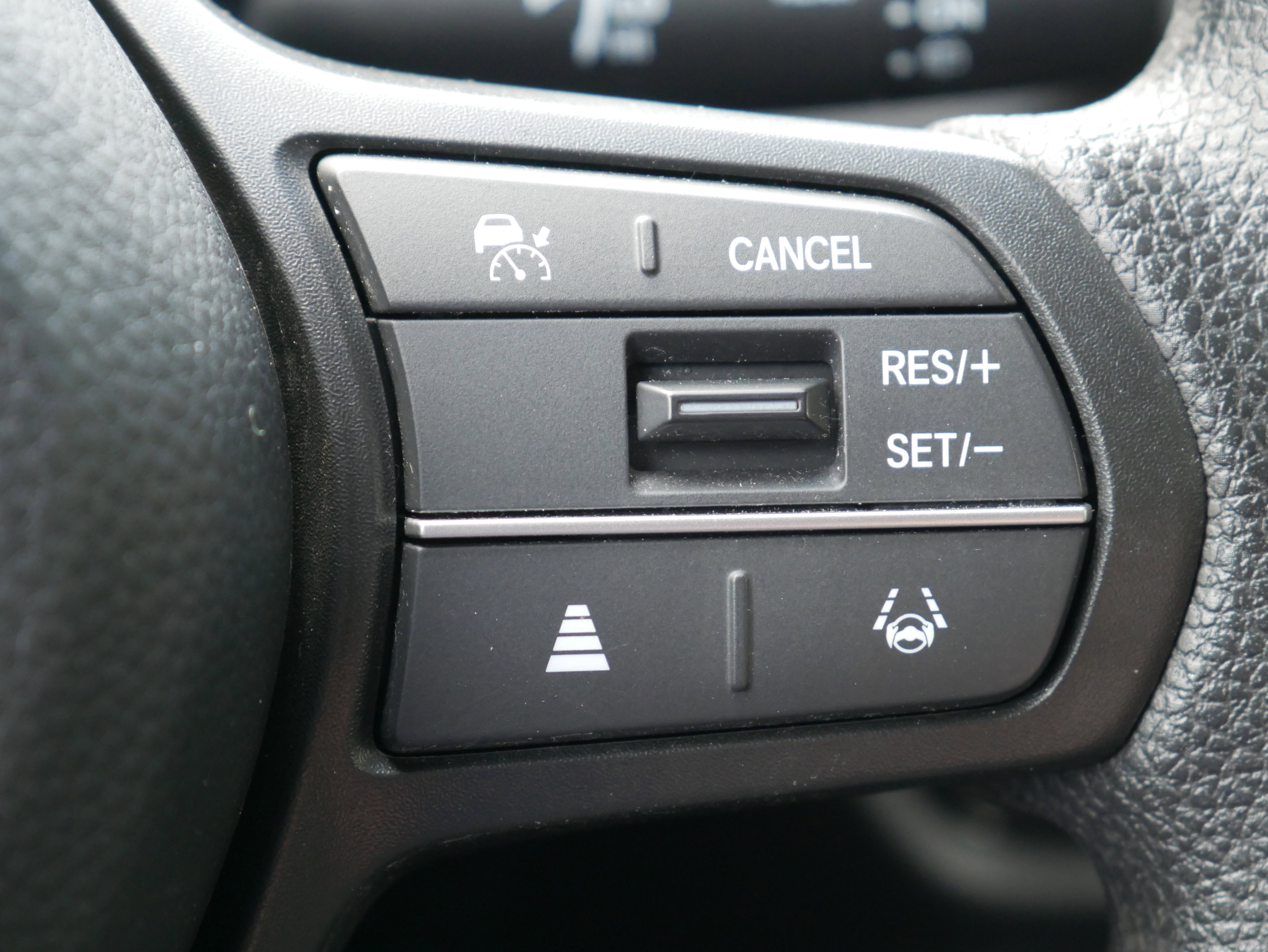 Used 2024 Honda HR-V LX image 24