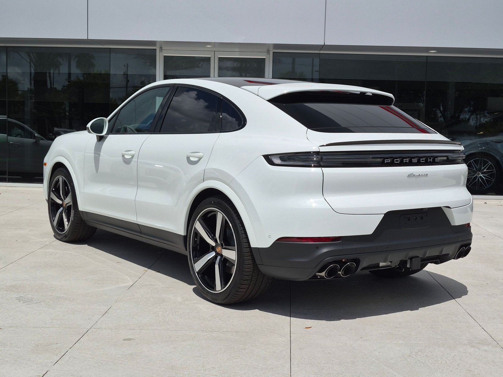 New 2026 Porsche Cayenne Coupe AWD/4WD image 3