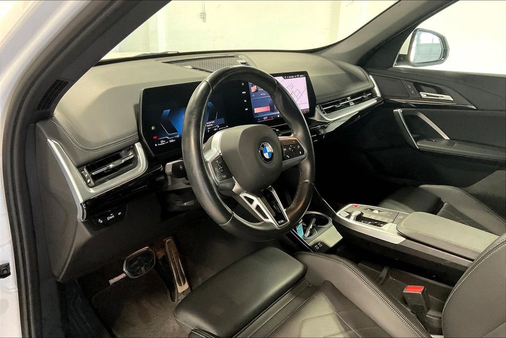 Used 2024 BMW X1 xDrive28i w/ M Sport Package image 15