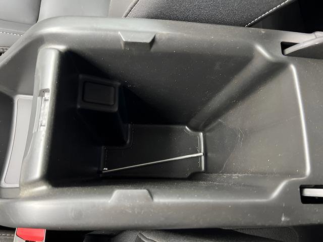 Used 2022 Chevrolet Colorado LT w/ Luxury Package AWD/4WD image 20
