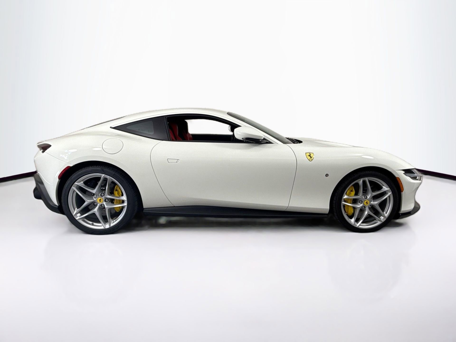 Certified 2023 Ferrari Roma image 8