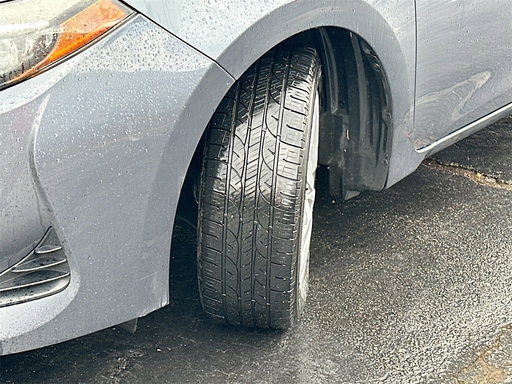 Used 2018 Toyota Corolla L image 25