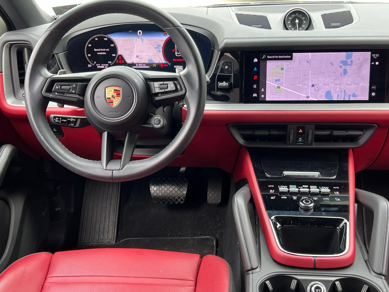 Certified 2024 Porsche Cayenne Coupe AWD/4WD image 16