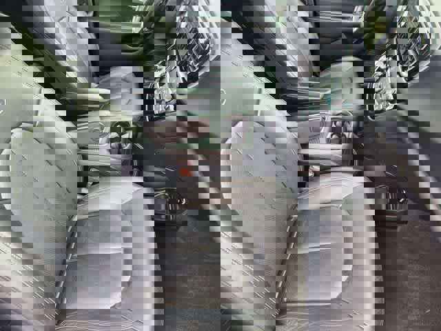 Used 2020 Chrysler Pacifica Touring-L Plus image 14