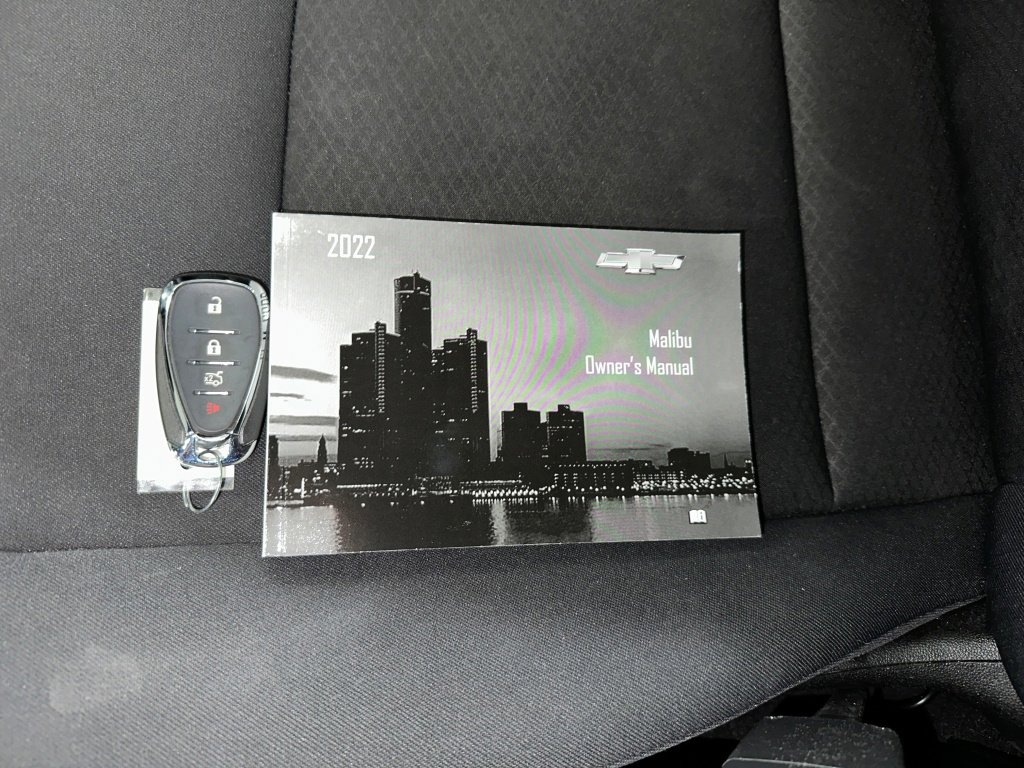 Used 2022 Chevrolet Malibu RS image 15
