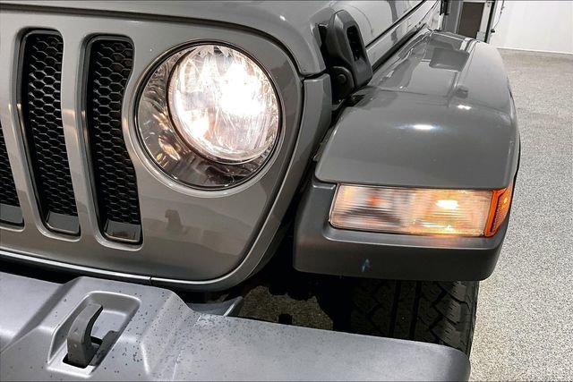 Used 2021 Jeep Wrangler Unlimited Sahara AWD/4WD image 34