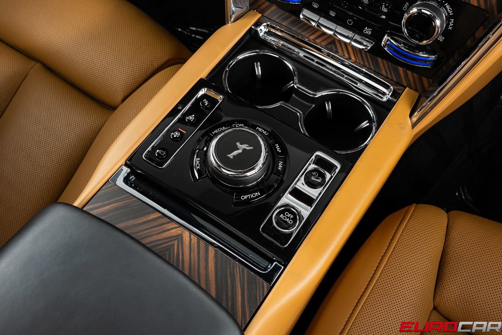 Used 2019 Rolls-Royce Cullinan AWD/4WD image 33