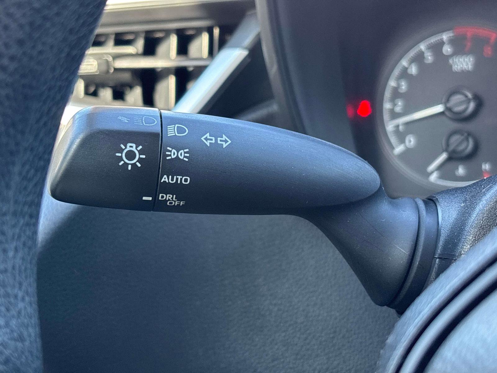 Used 2021 Toyota Corolla LE FWD image 22