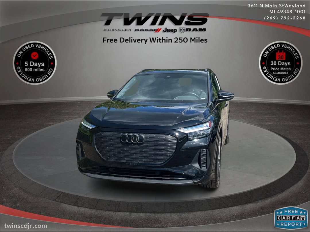 Used 2025 Audi Q4 e-tron Premium Plus image 10