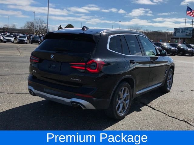Used 2024 BMW X3 xDrive30i AWD/4WD image 3