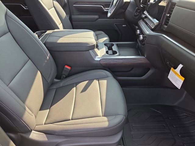 New 2025 GMC Sierra 2500 SLT w/ SLT Premium Package image 29