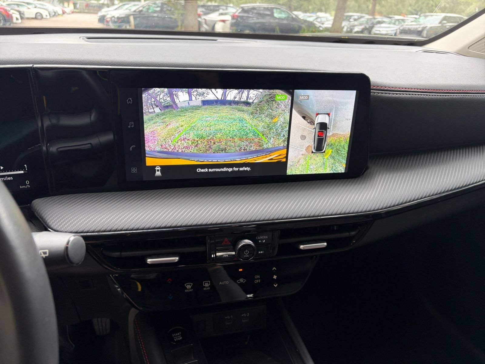 Used 2026 Nissan Kicks SR FWD image 17