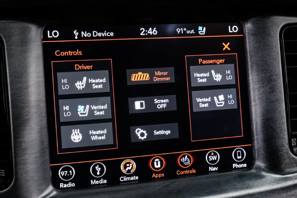 Used 2019 Dodge Charger R/T w/ Daytona Edition Group RWD image 43