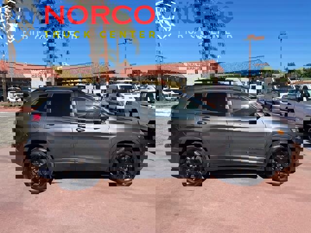 Used 2019 Jeep Cherokee Latitude Plus