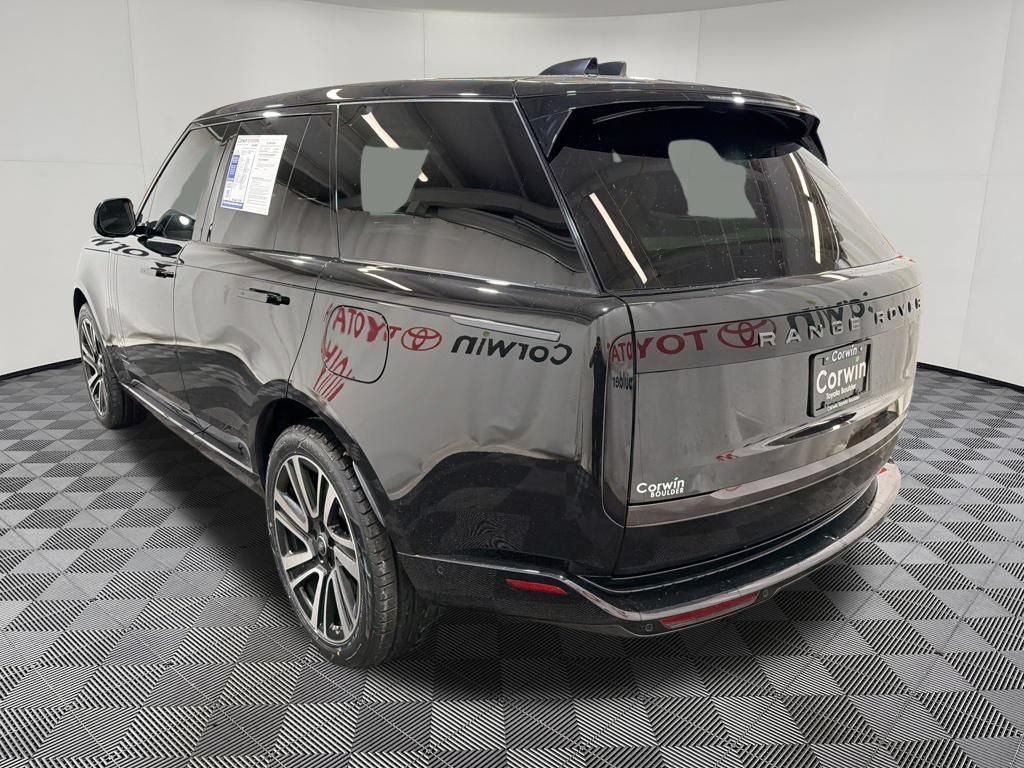 Used 2025 Land Rover Range Rover Autobiography AWD/4WD image 5
