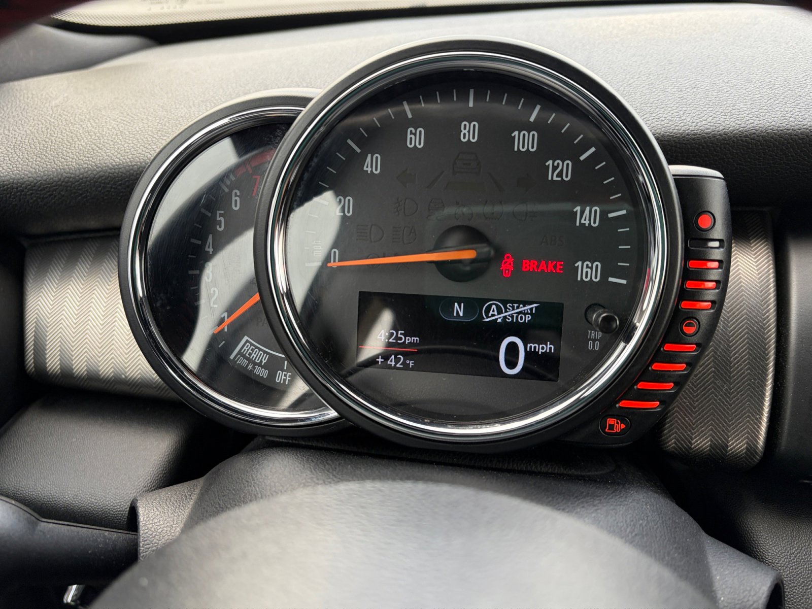 Used 2015 MINI Cooper 2-Door Hardtop image 19