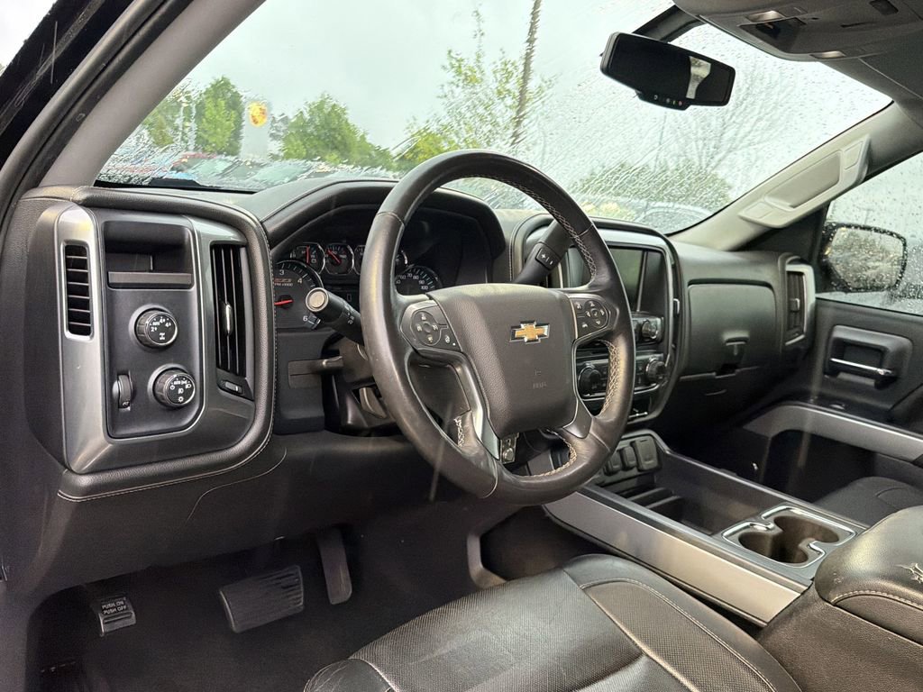 Used 2016 Chevrolet Silverado 1500 LTZ Z71 w/ LTZ Plus Package AWD/4WD image 10
