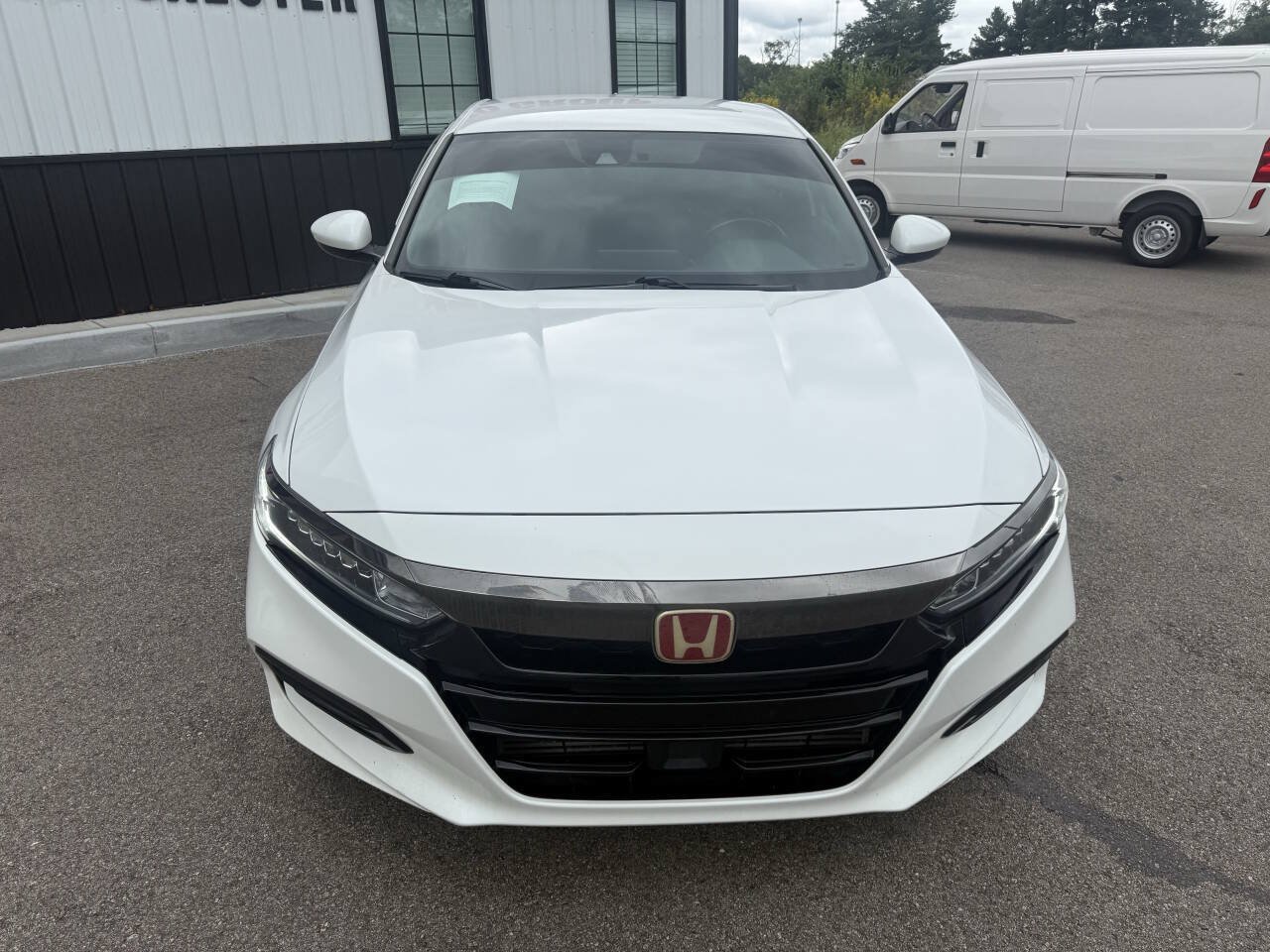 Used 2020 Honda Accord Sport image 3
