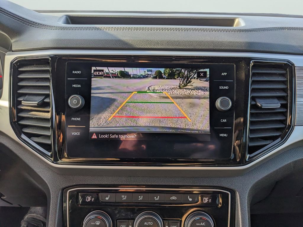Used 2022 Volkswagen Atlas Cross Sport SE w/ Panoramic Sunroof Package FWD image 22
