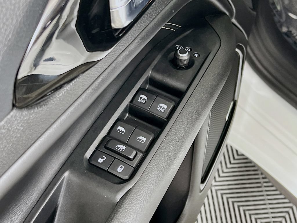Used 2022 Jeep Compass High Altitude AWD/4WD image 18