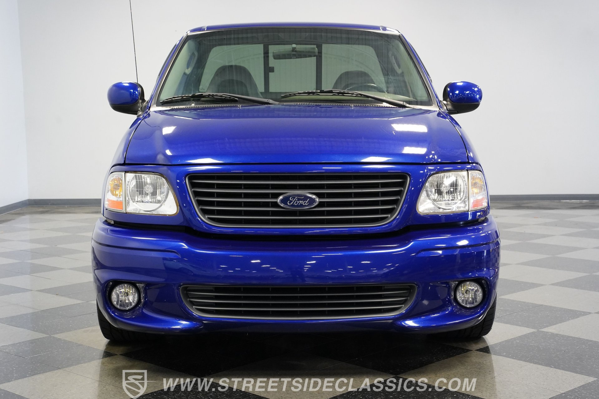 Used 2003 Ford F150 Lightning RWD image 18