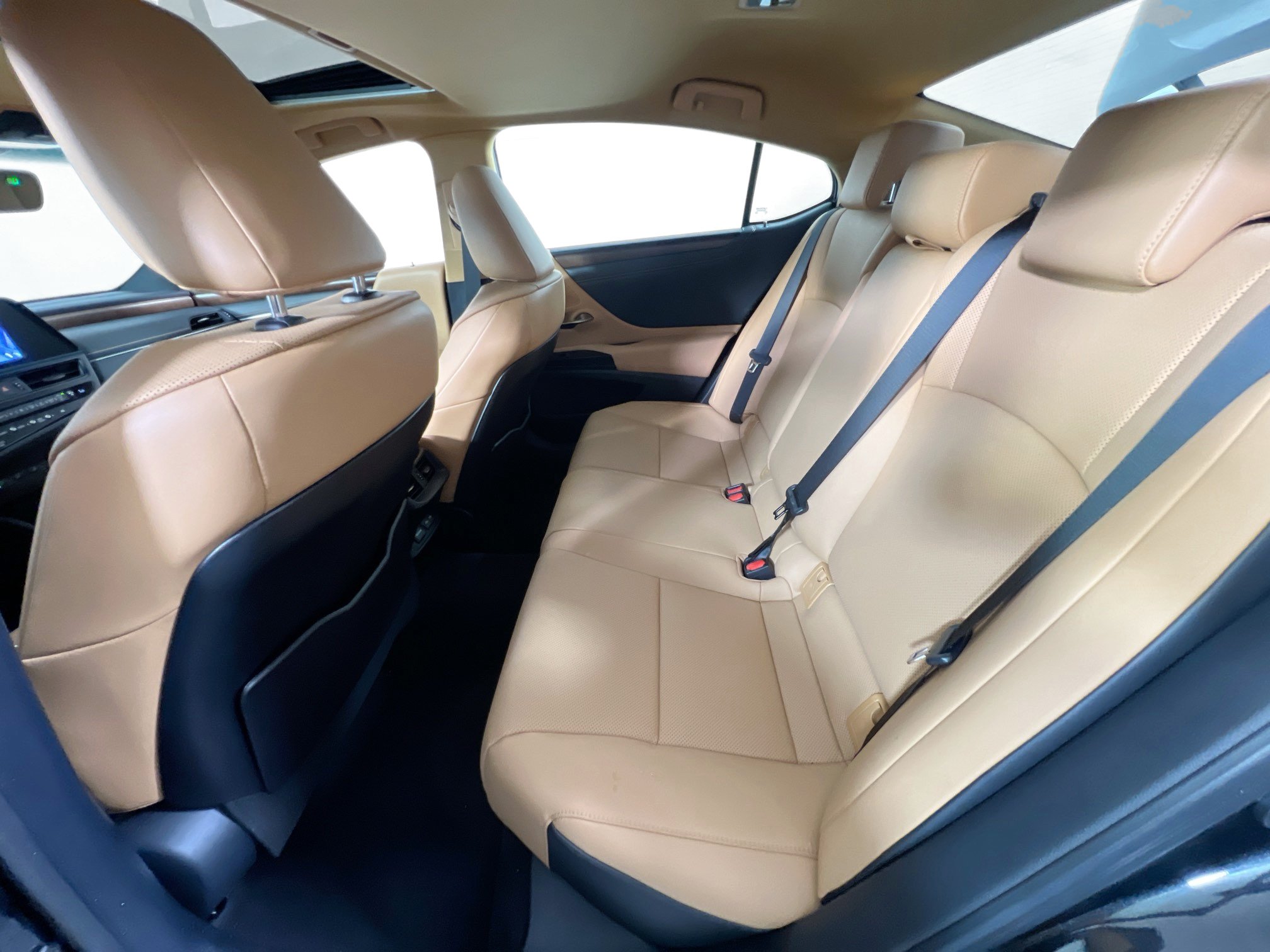 Used 2023 Lexus ES 350 w/ Premium Package FWD image 24
