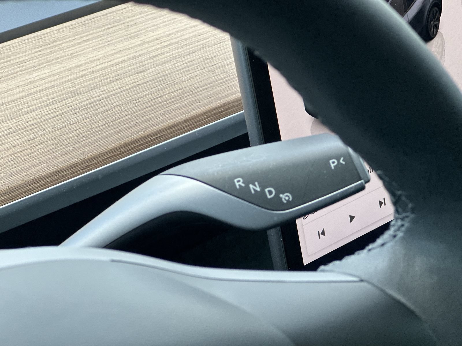 Used 2025 Tesla Model Y Long Range RWD image 30