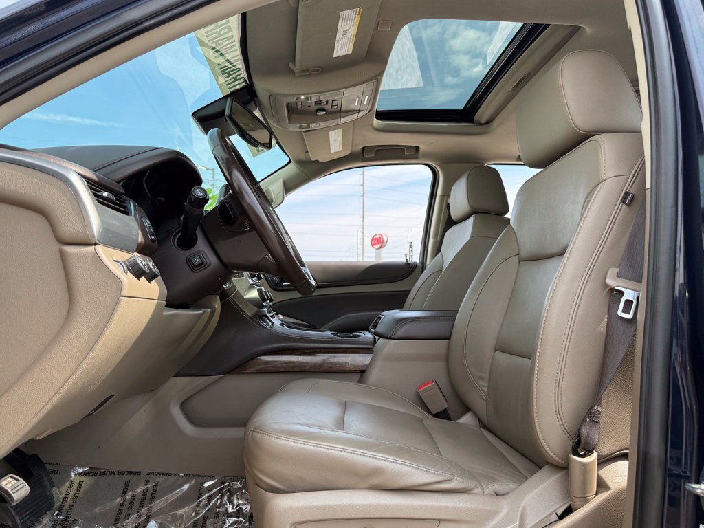 Used 2020 Chevrolet Tahoe LT w/ Luxury Package AWD/4WD image 24