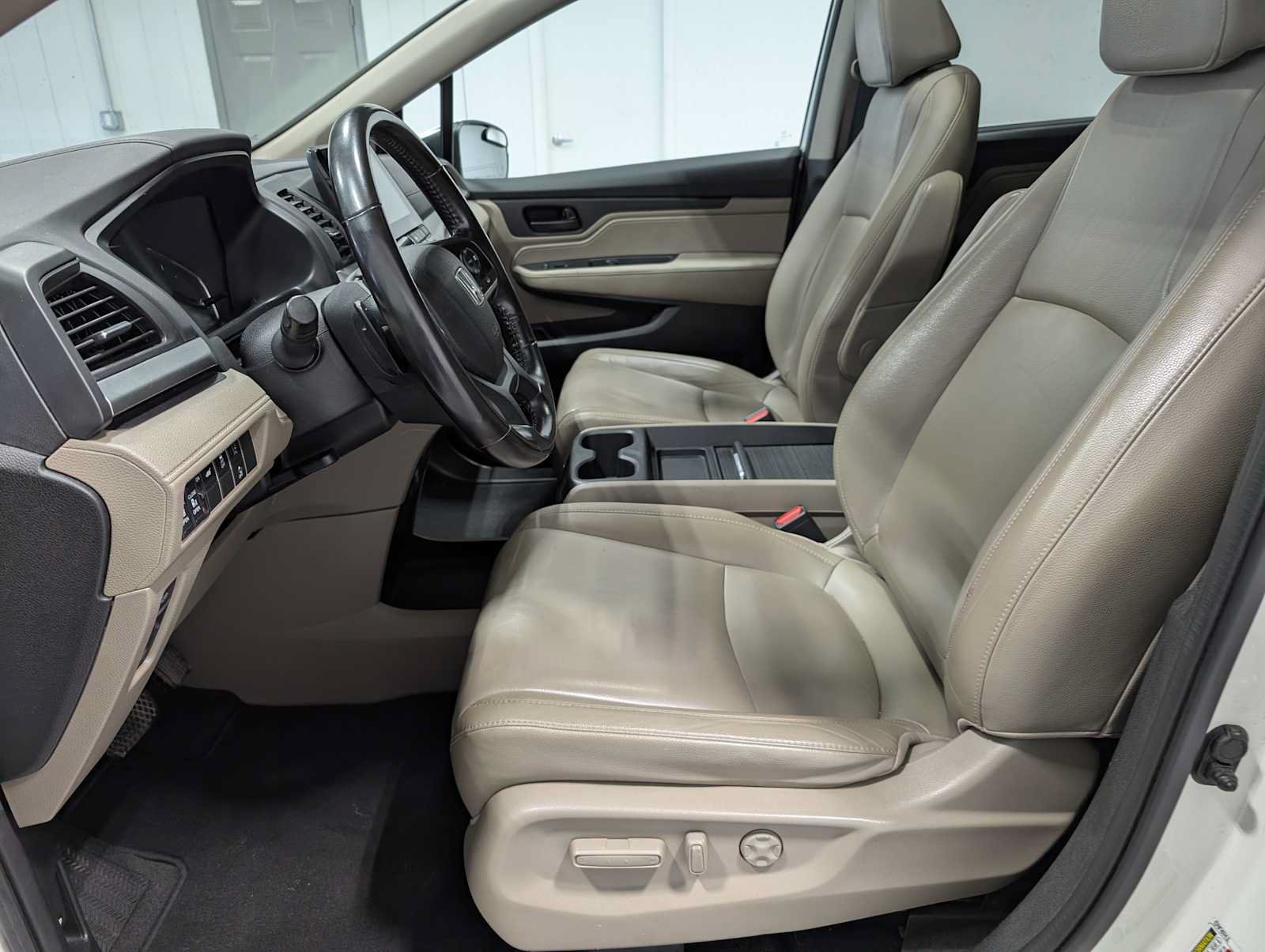 Used 2019 Honda Odyssey EX-L image 4