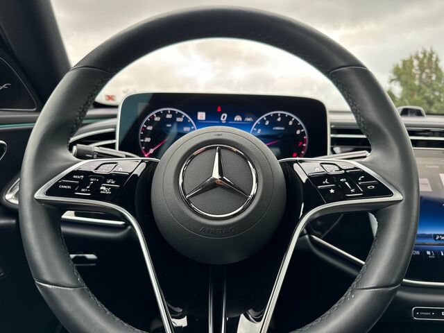 Certified 2025 Mercedes-Benz E 350 4MATIC Sedan image 27