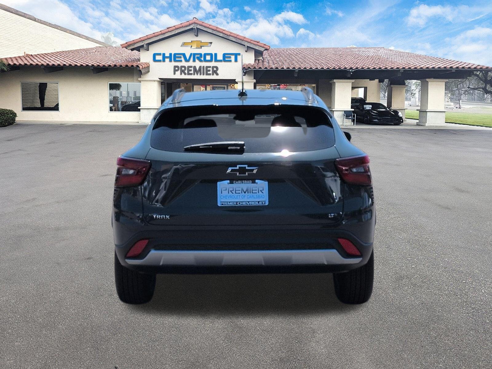 New 2026 Chevrolet Trax LT w/ Driver Confidence Package FWD image 7