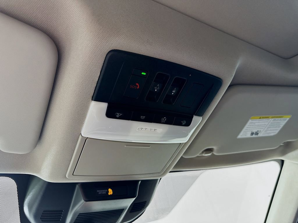 Used 2023 Nissan Rogue SL image 33