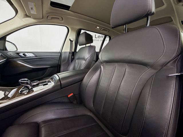 Used 2020 BMW X7 xDrive40i w/ Executive Package image 22