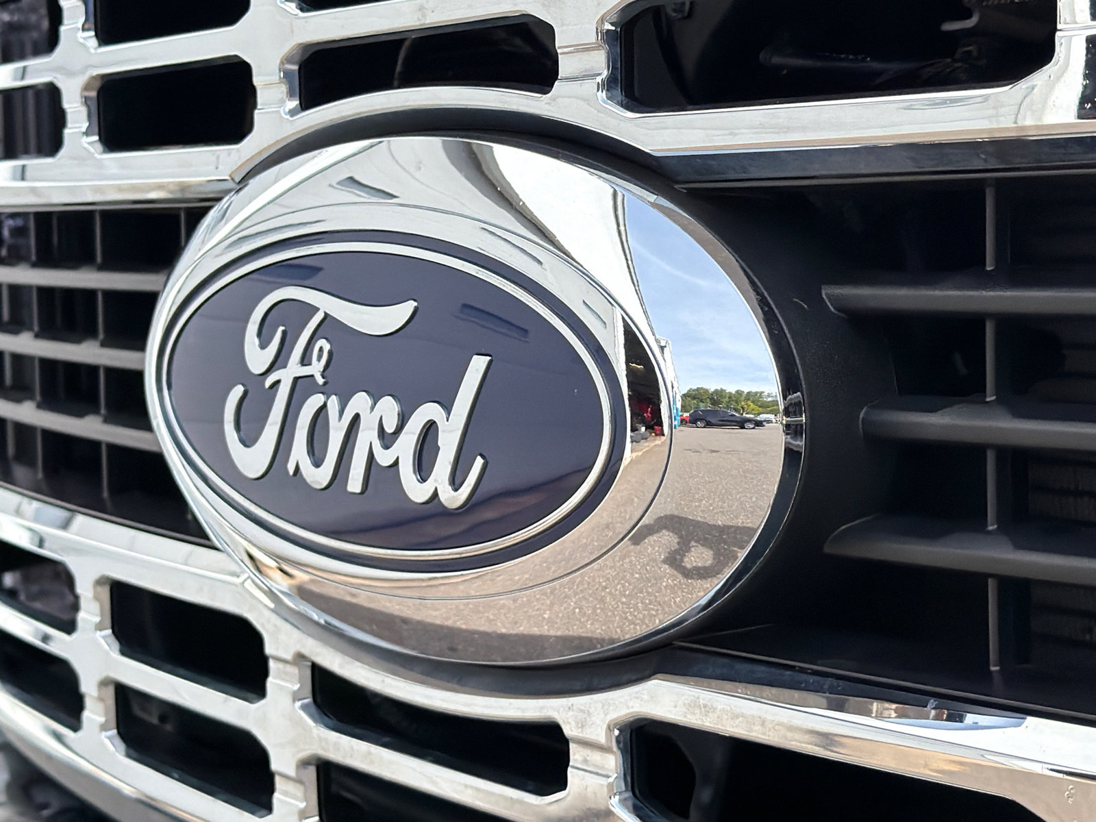 Used 2025 Ford F350 XLT AWD/4WD image 13