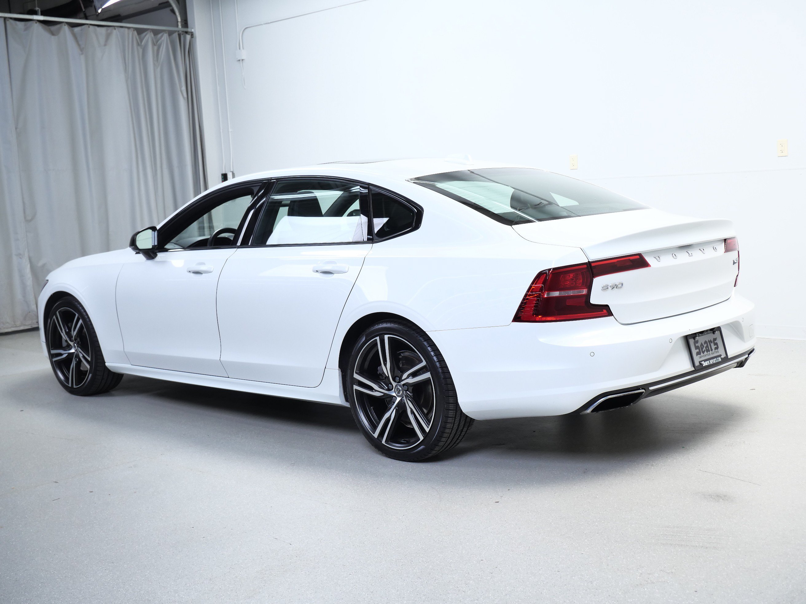 Used 2020 Volvo S90 T6 R-Design AWD/4WD image 11