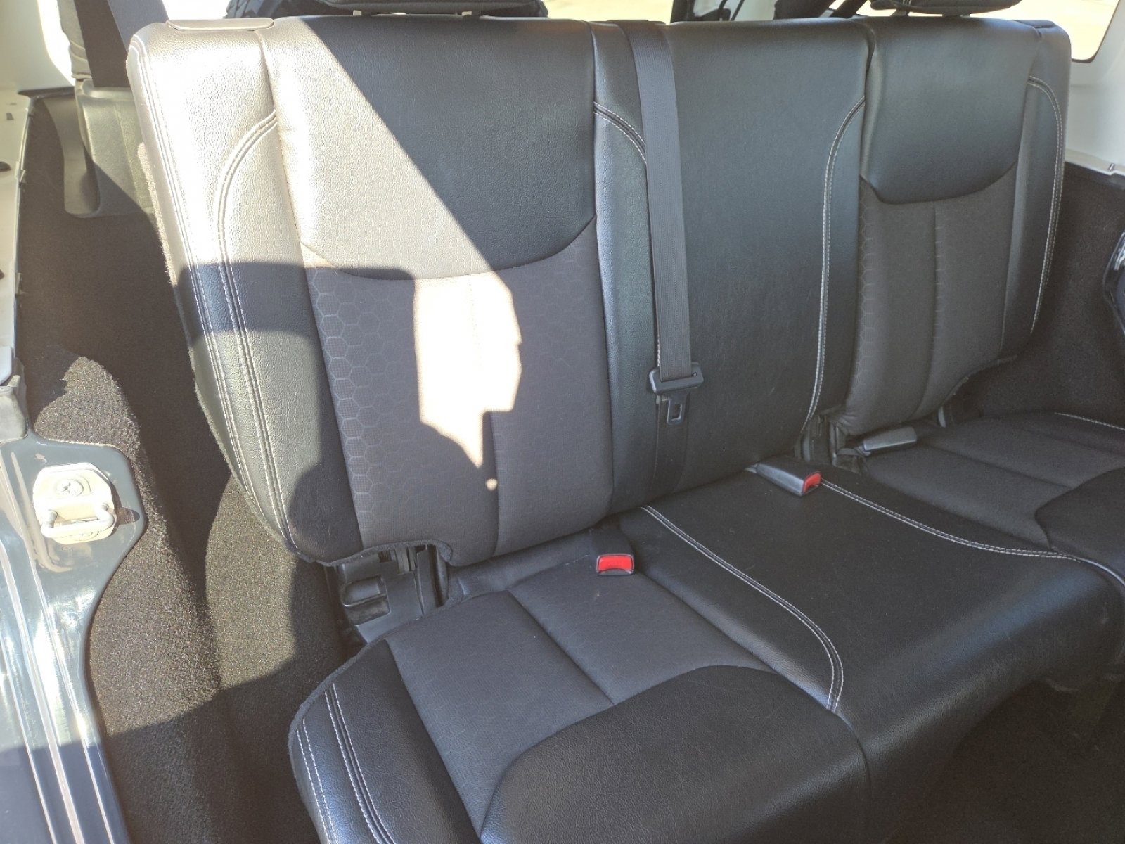 Used 2018 Jeep Wrangler Unlimited Sport image 20